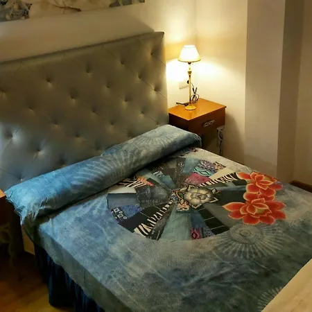 Apartment Kings House *